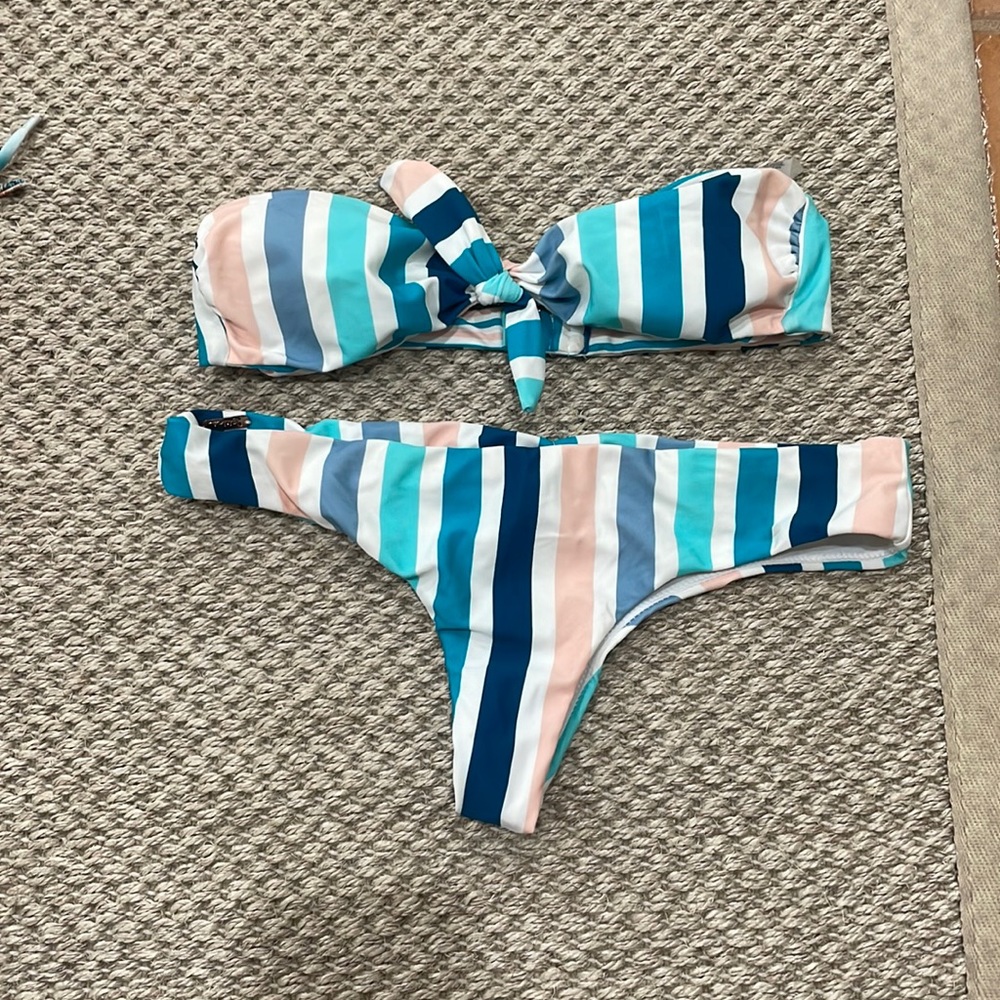 Gorgeous Raisins cheeky bikini set